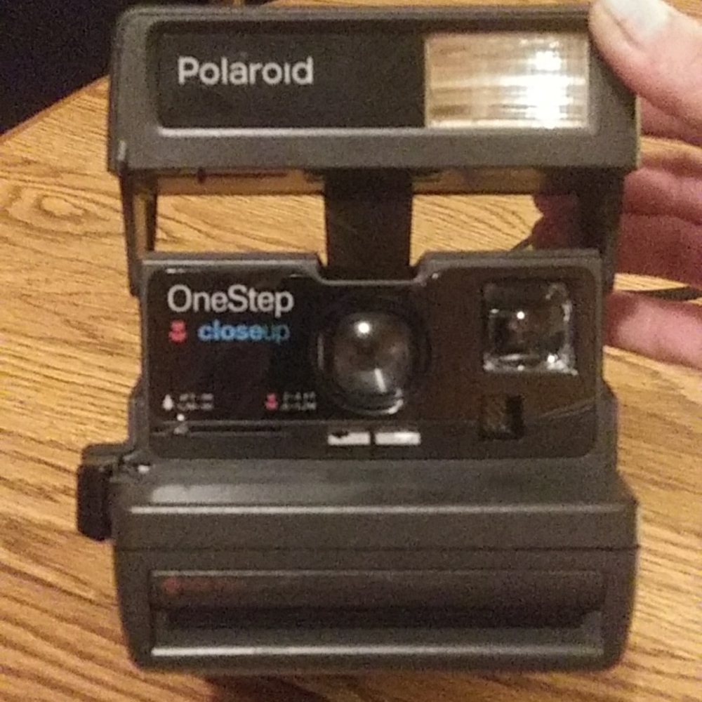 Polaroid 600 instant Camera
